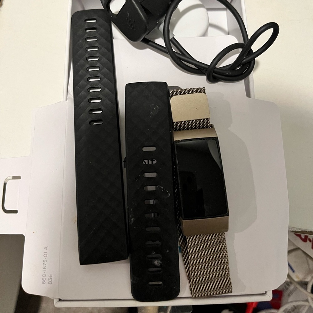 Fit Bit Charge 4